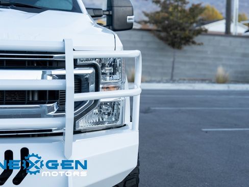 Used 2022 Ford F350 XLT image 6