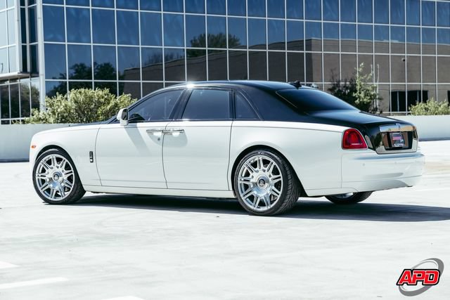 Used 2017 Rolls-Royce Ghost RWD image 58
