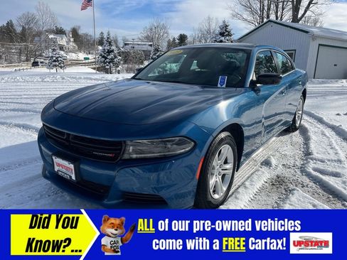 Used 2023 Dodge Charger SXT image 2