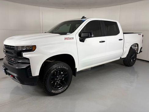 Used 2021 Chevrolet Silverado 1500 LT Trail Boss w/ Convenience Package II image 12