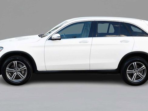 Used 2022 Mercedes-Benz GLC 300 4MATIC image 9