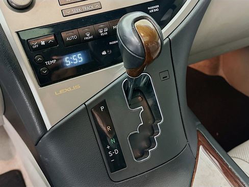 Used 2010 Lexus RX 350 2WD image 24