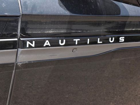 New 2026 Lincoln Nautilus Reserve AWD/4WD image 42