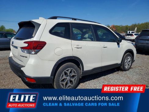 Used 2019 Subaru Forester Premium w/ All-Weather Package AWD/4WD image 5