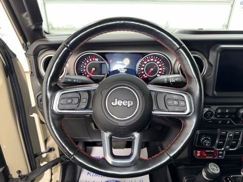 Used 2022 Jeep Gladiator Rubicon w/ Cold Weather Group AWD/4WD image 13