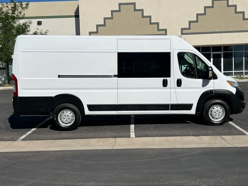 Used 2023 RAM ProMaster 3500 FWD image 2