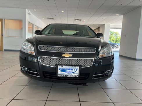 Used 2010 Chevrolet Malibu LTZ w/ HFV6 Engine Package FWD image 2