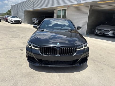 Used 2022 BMW M550i xDrive w/ Executive Package AWD/4WD image 2