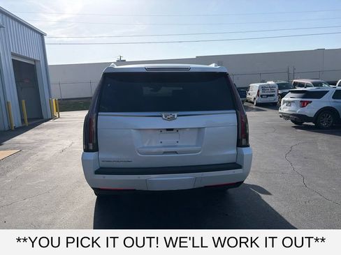 Used 2019 Cadillac Escalade ESV Platinum AWD/4WD image 5