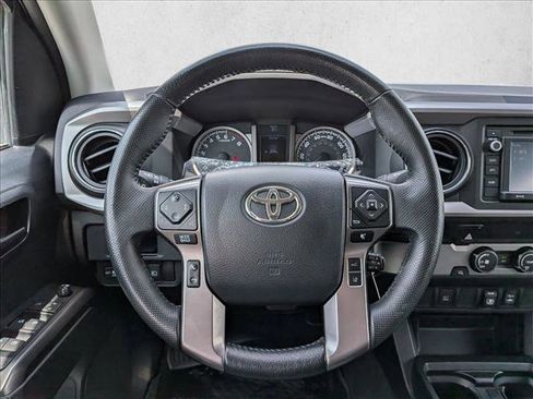 Used 2019 Toyota Tacoma SR5 image 15