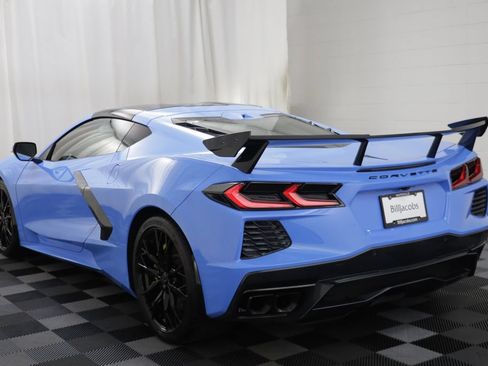 Used 2023 Chevrolet Corvette Stingray Preferred Cpe w/ Z51 Performance Package RWD image 15