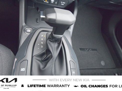 New 2025 Kia K4 EX image 24