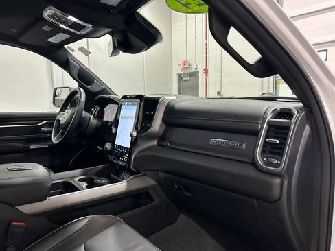 Used 2024 RAM 1500 Laramie image 37