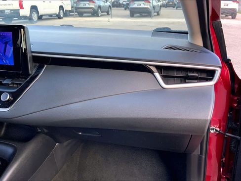 Used 2023 Toyota Corolla LE image 17