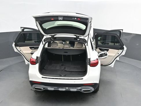 Used 2024 Mercedes-Benz GLC 300 4MATIC image 48
