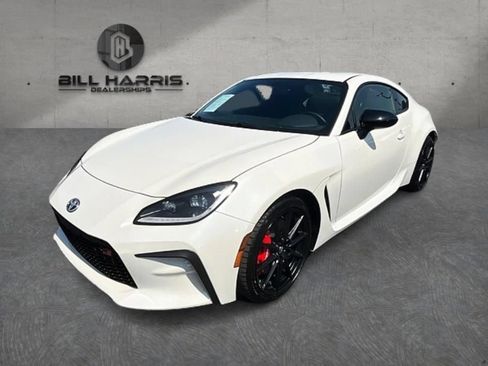 Used 2025 Toyota GR86 w/ Performance Package RWD image 1