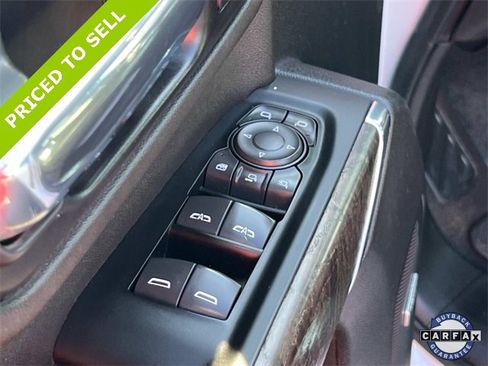 Used 2022 GMC Sierra 3500 Denali w/ Denali Ultimate Package image 24