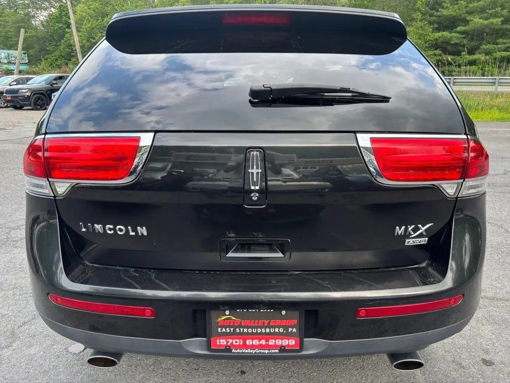 Used 2015 Lincoln MKX AWD w/ Equipment Group 102A image 7