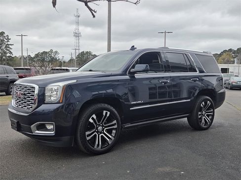 Used 2018 GMC Yukon Denali w/ Denali Ultimate Package image 7