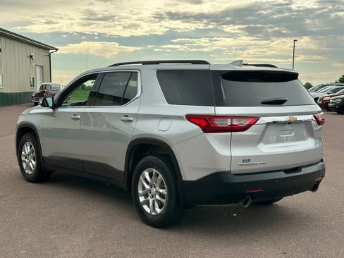 Used 2021 Chevrolet Traverse LT AWD/4WD image 5