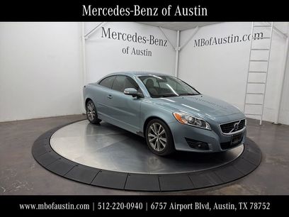 Used 2011 Volvo C70 T5 w/ Multimedia Pkg