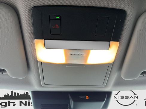 Used 2024 Mitsubishi Outlander SE AWD/4WD image 19