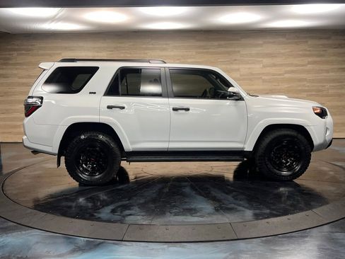 Used 2024 Toyota 4Runner SR5 Premium w/ Moonroof Package RWD image 15