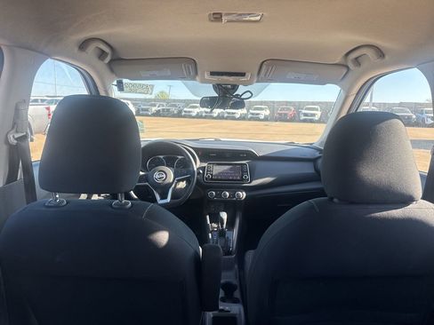 Used 2022 Nissan Kicks S image 30