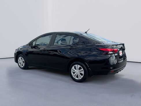 Used 2025 Nissan Versa S w/ Trunk Package image 3