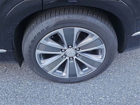 New 2026 Cadillac Vistiq Luxury image 5