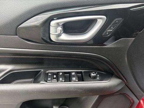 Used 2022 Jeep Compass Limited w/ (RED) Package image 13