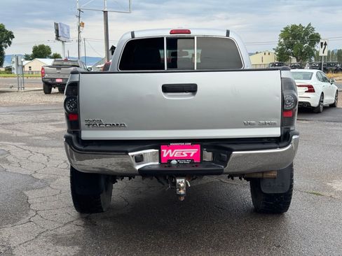 Used 2010 Toyota Tacoma 4x4 Double Cab V6 image 7