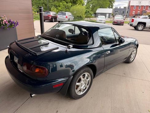 Used 1994 MAZDA MX-5 Miata RWD image 7