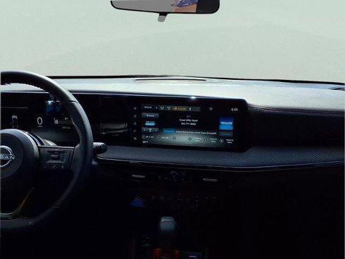 Certified 2025 Nissan Kicks SR image 16