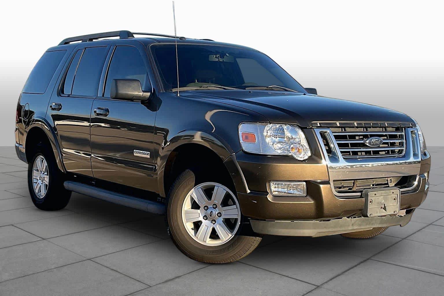 Used 2008 Ford Explorer XLT RWD image 3