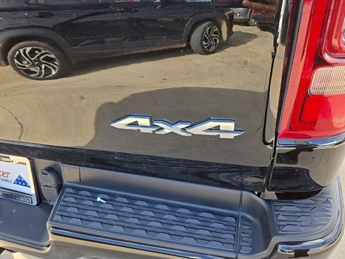 Used 2023 RAM 1500 Laramie image 36