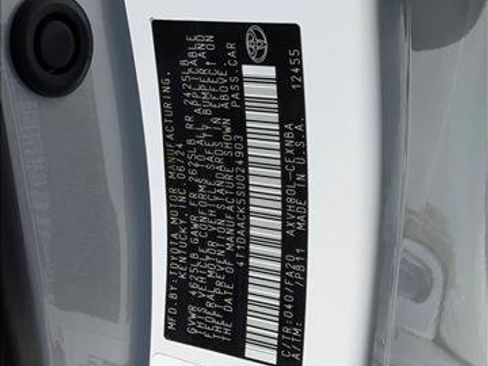 Used 2025 Toyota Camry LE image 24