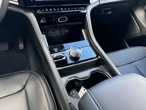 New 2026 Jeep Grand Cherokee Limited AWD/4WD image 15