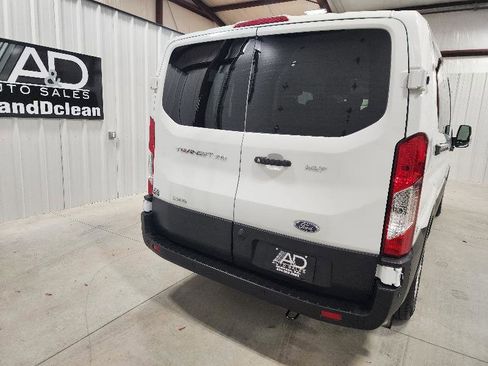 Used 2023 Ford Transit 350 XLT image 7