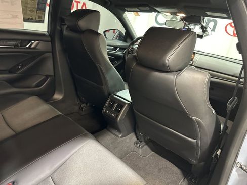 Used 2021 Honda Accord Sport image 16