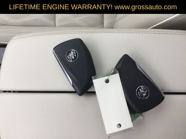 Used 2023 Buick Envision Avenir AWD/4WD image 31
