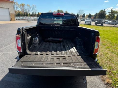Used 2018 GMC Canyon All Terrain w/ Trailering Package image 3