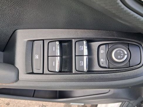 Used 2025 Subaru Crosstrek 2.5i Limited w/ Popular Package #4A image 18