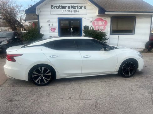Used 2017 Nissan Maxima 3.5 SL FWD image 7
