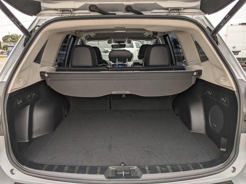 Used 2019 Subaru Forester Limited image 10
