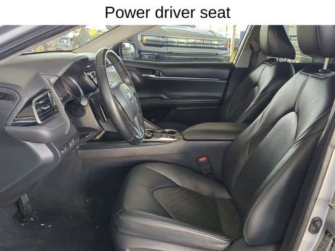 Used 2019 Toyota Camry XSE image 22