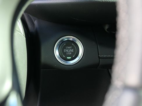 Used 2023 Buick Envision Preferred image 17