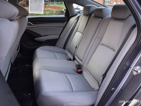 Used 2018 Honda Accord EX image 14