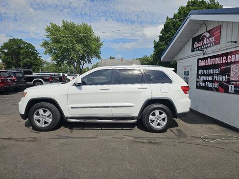 Used 2013 Jeep Grand Cherokee Laredo w/ Laredo E Group AWD/4WD image 6