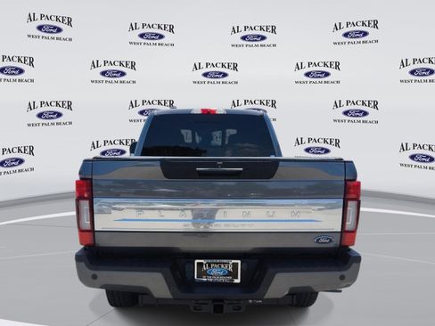 Certified 2021 Ford F250 Platinum w/ FX4 Off-Road Package AWD/4WD image 5